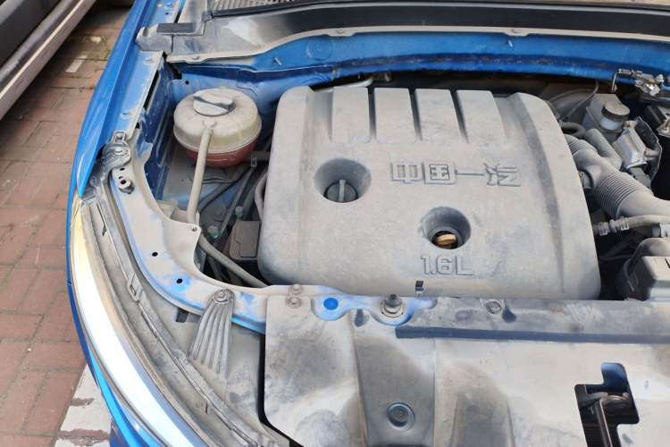 Used Bestune X40 2017 1.6L Automatic Prestige Edition Engine Bay Right