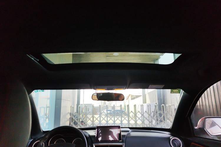 Used Bestune X40 2017 1.6L Automatic Prestige Edition Headliner