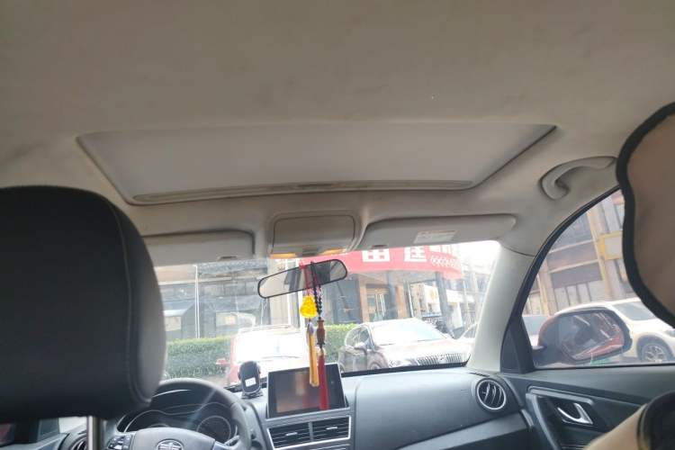Used Bestune X40 2017 1.6L Automatic Luxury Model Headliner