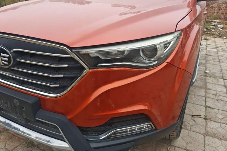 Used Bestune X40 2017 1.6L Automatic Luxury Model Left Front Headlight