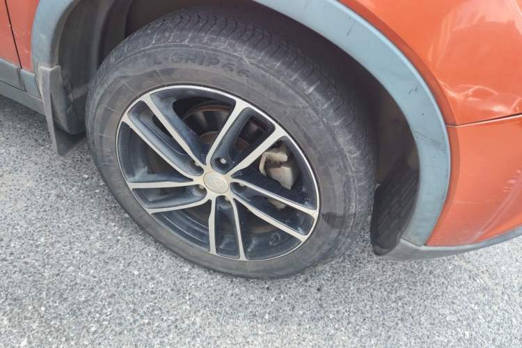 Used Bestune X40 2017 1.6L Automatic Luxury Model Right Front Wheel Hub