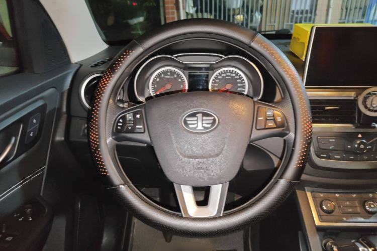 Used Bestune X40 2017 1.6L Automatic Prestige Edition Steering Wheel