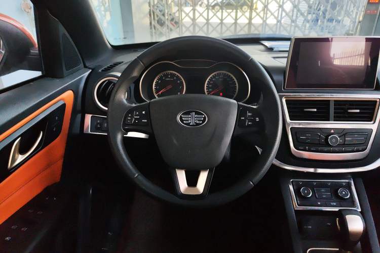Used Bestune X40 2017 1.6L Automatic Prestige Edition Steering Wheel