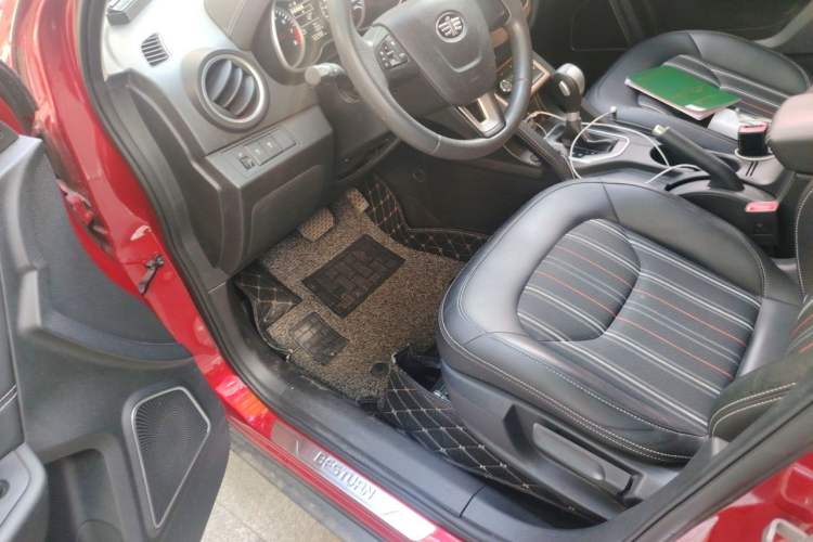 Used Bestune X40 2017 1.6L Automatic Luxury Model Driver Seat