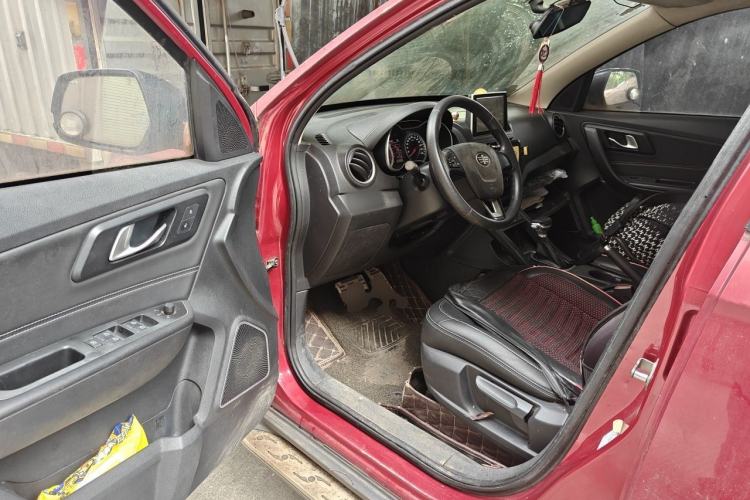 Used Bestune X40 2017 1.6L Automatic Luxury Model Driver Seat