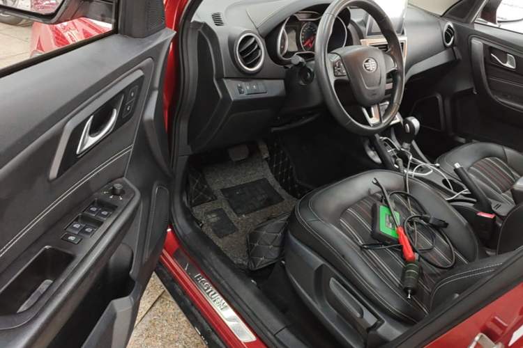 Used Bestune X40 2017 1.6L Automatic Luxury Model Driver Seat