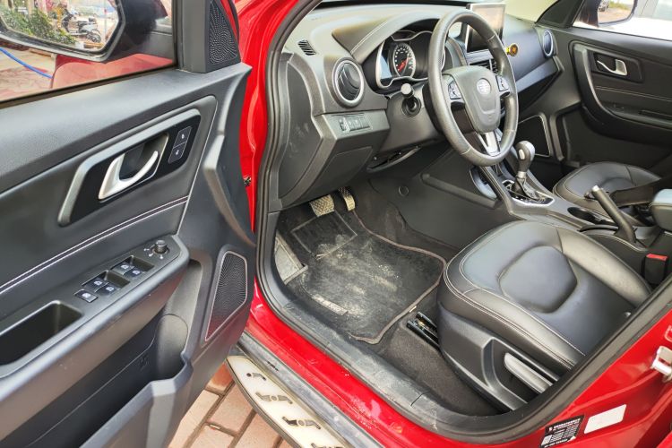 Used Bestune X40 2017 1.6L Automatic Prestige Edition Driver Seat