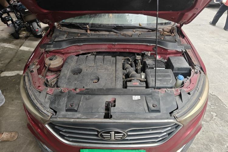 Used Bestune X40 2017 1.6L Automatic Luxury Model Engine Bay