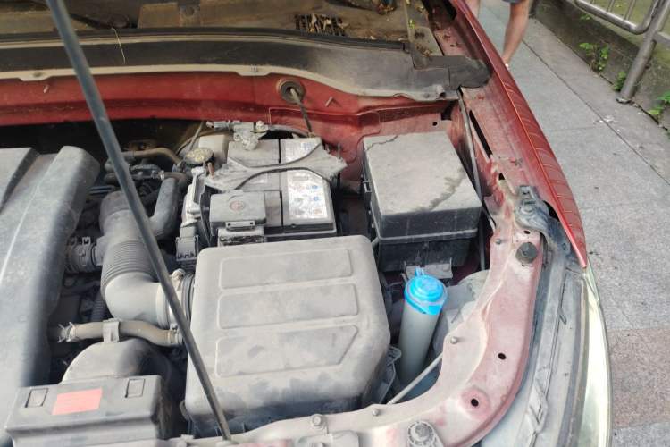 Used Bestune X40 2017 1.6L Automatic Luxury Model Engine Bay Left