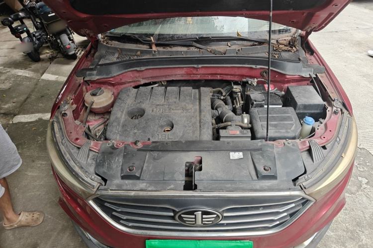 Used Bestune X40 2017 1.6L Automatic Luxury Model Engine Bay Right