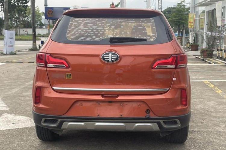 Used Bestune X40 2017 1.6L Automatic Luxury Model Exterior 4
