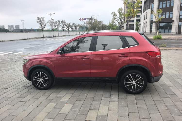 Used Bestune X40 2017 1.6L Automatic Luxury Model Exterior 5