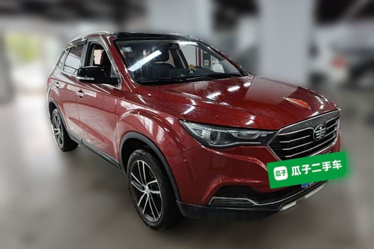 Used Bestune X40 2017 1.6L Automatic Luxury Model Front Right 45 Deg