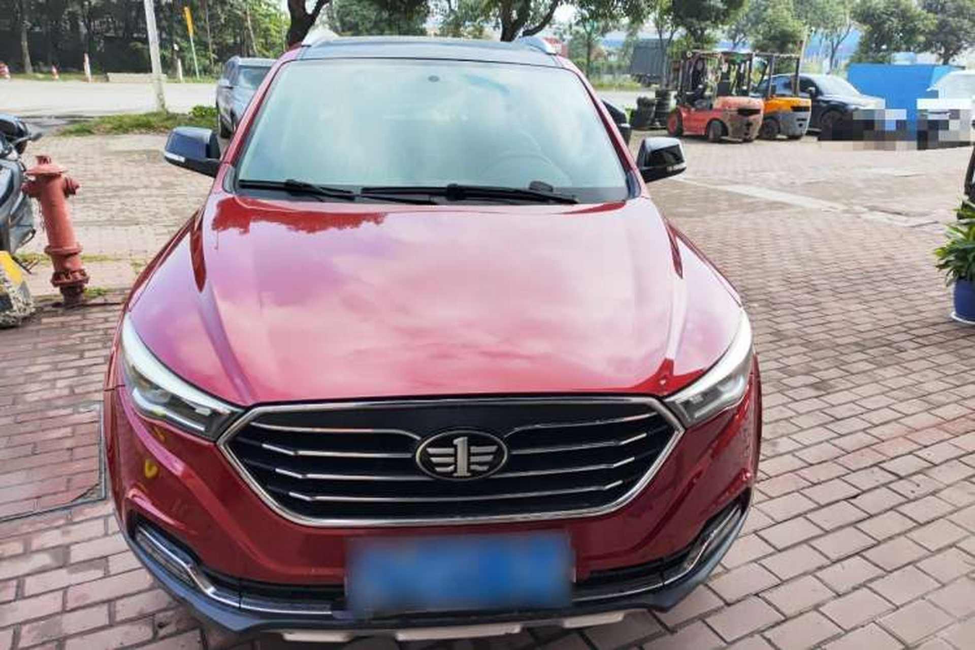 Used Bestune X40 2017 1.6L Automatic Prestige Edition Front