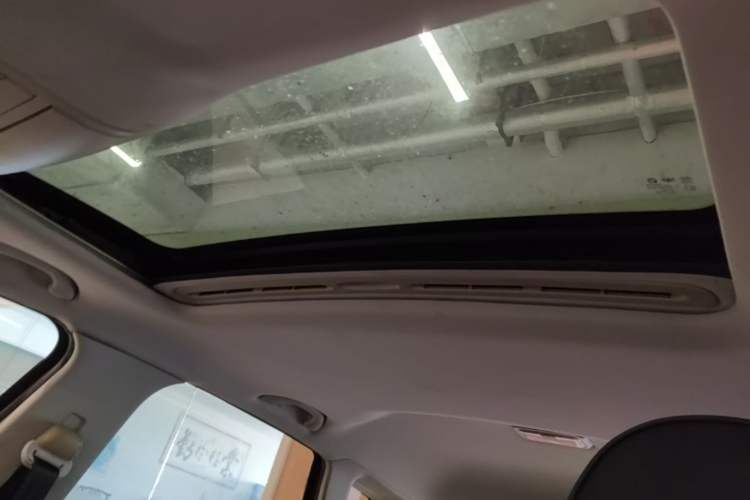 Used Bestune X40 2017 1.6L Automatic Prestige Edition Headliner