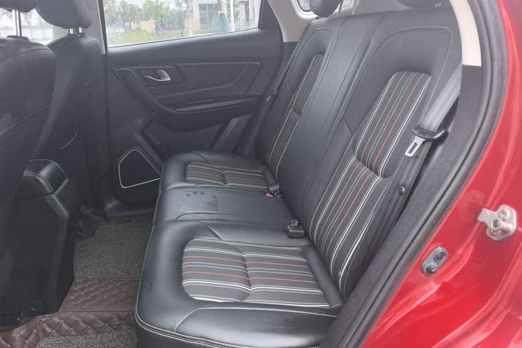 Used Bestune X40 2017 1.6L Automatic Luxury Model Interior 1