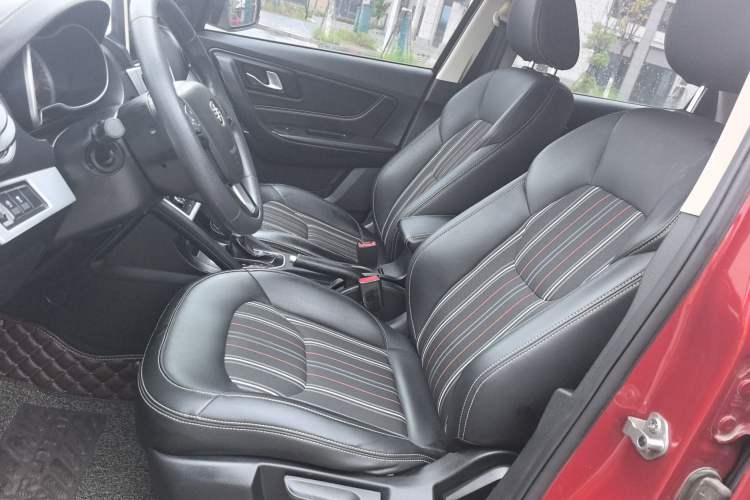 Used Bestune X40 2017 1.6L Automatic Luxury Model Left Front Seat