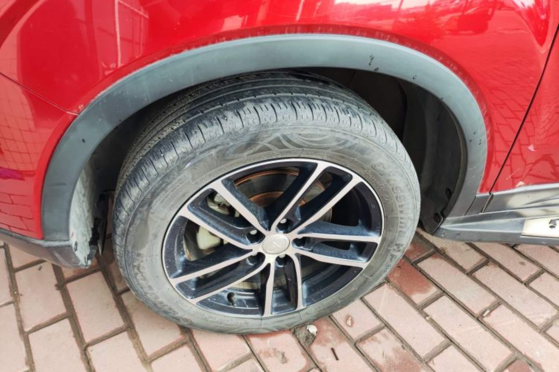 Used Bestune X40 2017 1.6L Automatic Prestige Edition Left Front Wheel Hub