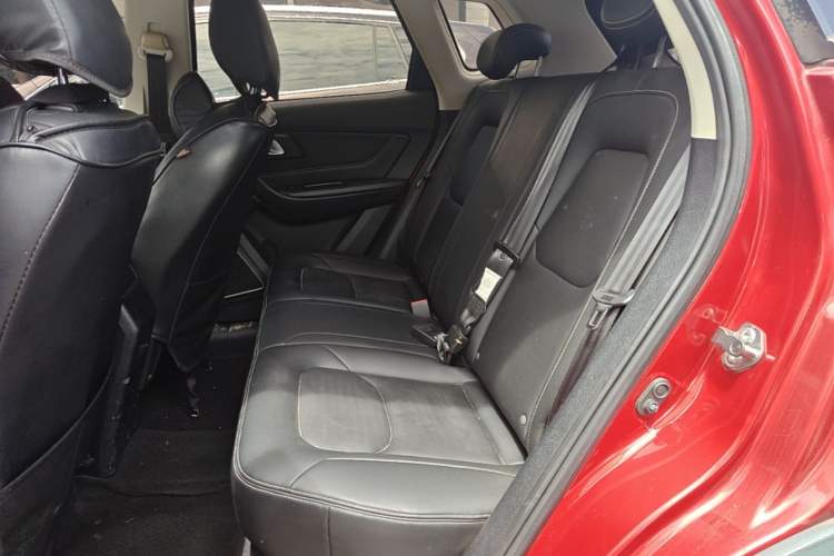 Used Bestune X40 2017 1.6L Automatic Luxury Model Left Rear Seat