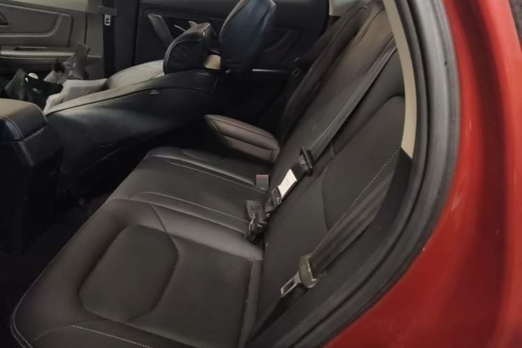 Used Bestune X40 2017 1.6L Automatic Prestige Edition Left Rear Seat