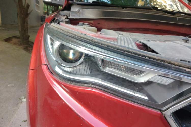 Used Bestune X40 2017 1.6L Automatic Luxury Model Right Front Headlight