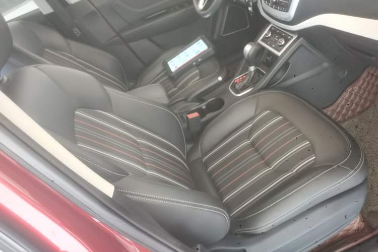 Used Bestune X40 2017 1.6L Automatic Luxury Model Right Front Seat
