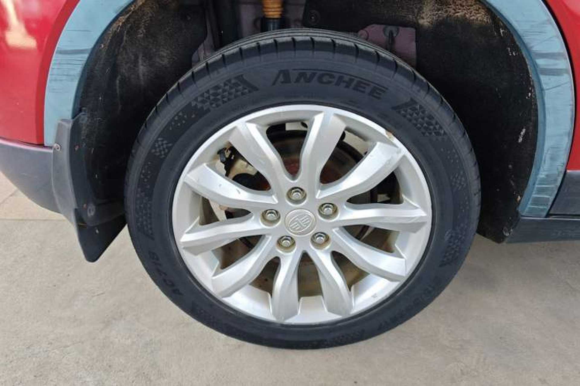 Used Bestune X40 2017 1.6L manual Comfort trim level Right Rear Wheel Hub