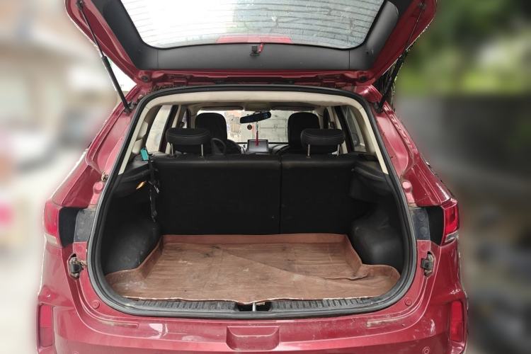Used Bestune X40 2017 1.6L Automatic Luxury Model Trunk
