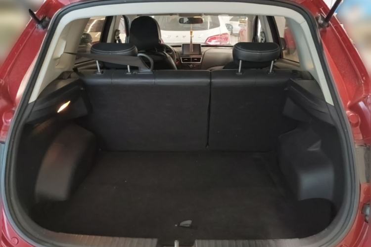 Used Bestune X40 2017 1.6L Automatic Prestige Edition Trunk