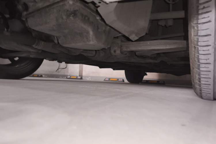 Used Bestune X40 2017 1.6L Automatic Luxury Model Chassis Front Left