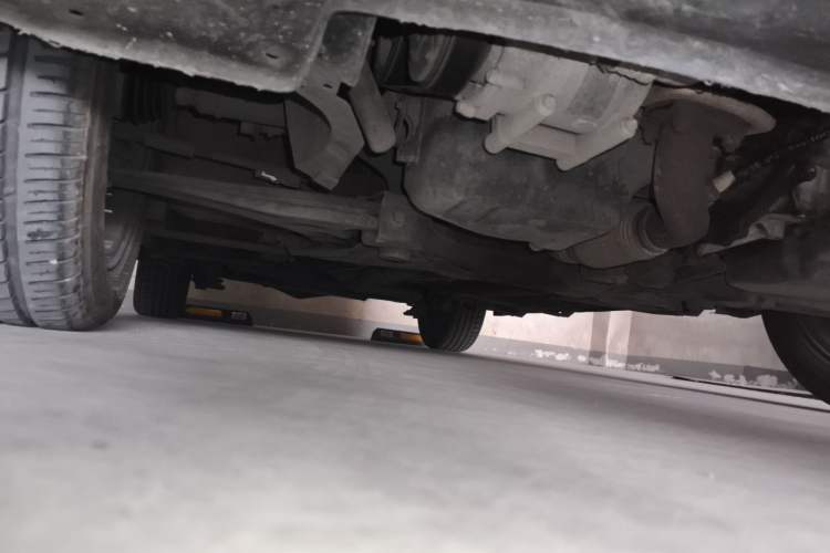 Used Bestune X40 2017 1.6L Automatic Luxury Model Chassis Front Right