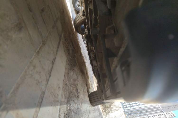 Used Bestune X40 2017 1.6L Automatic Prestige Edition Chassis Rear Right