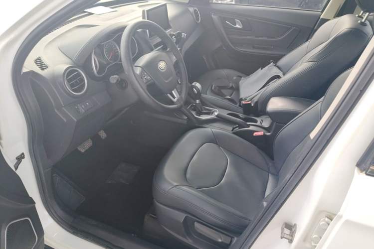 Used Bestune X40 2017 1.6L Automatic Luxury Model Driver Seat