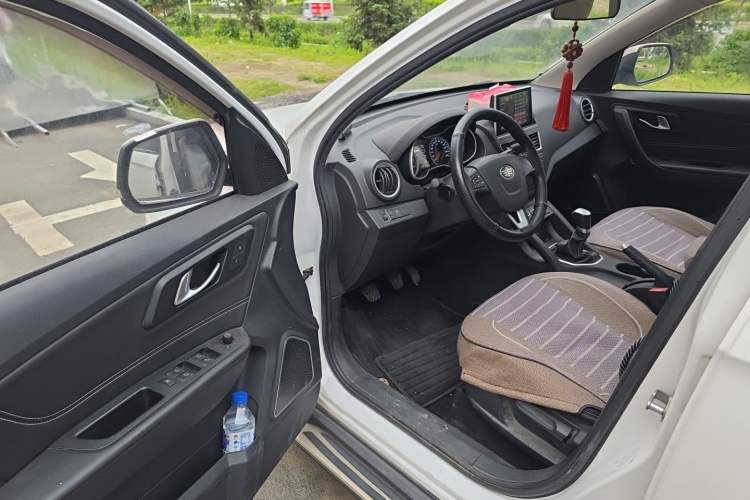Used Bestune X40 2017 1.6L Manual Luxury Edition Driver Seat