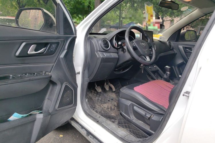 Used Bestune X40 2017 1.6L Manual Luxury Edition Driver Seat