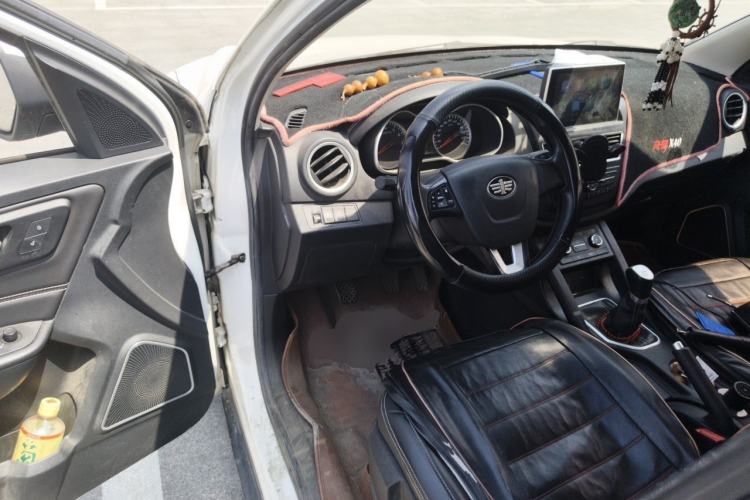 Used Bestune X40 2017 1.6L Manual Luxury Edition Driver Seat