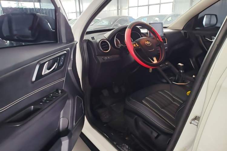 Used Bestune X40 2017 1.6L Manual Luxury Edition Driver Seat