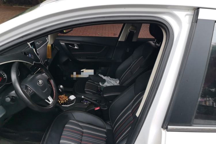 Used Bestune X40 2017 1.6L Automatic Luxury Model Driver Seat