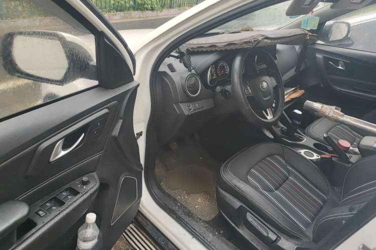 Used Bestune X40 2017 1.6L Manual Luxury Edition Driver Seat
