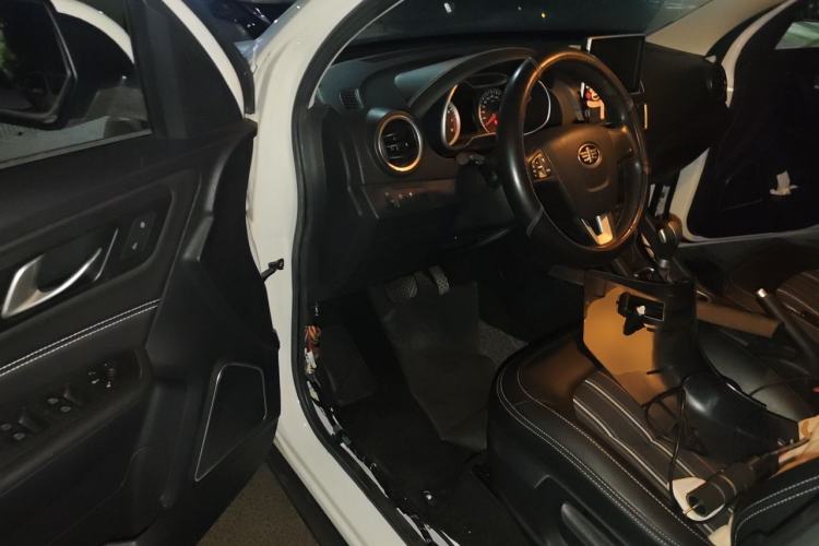 Used Bestune X40 2017 1.6L Automatic Luxury Model Driver Seat