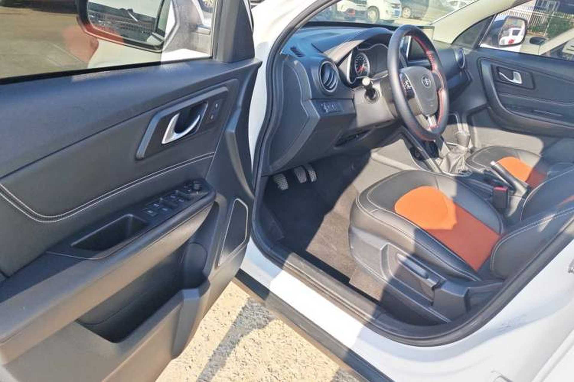 Used Bestune X40 2017 1.6L Manual Luxury Edition Driver Seat