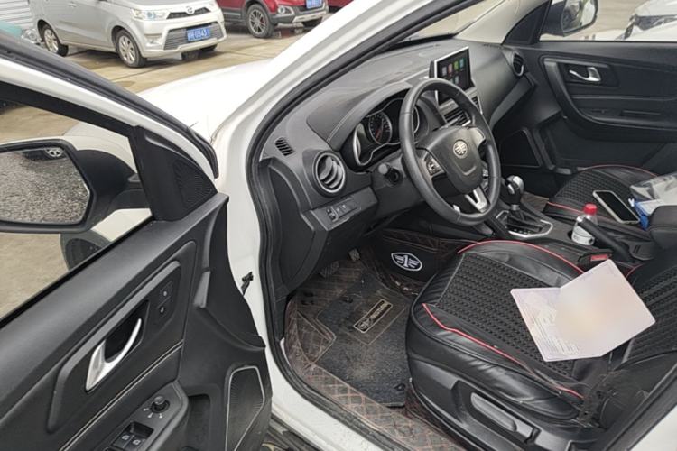 Used Bestune X40 2017 1.6L Automatic Luxury Model Driver Seat