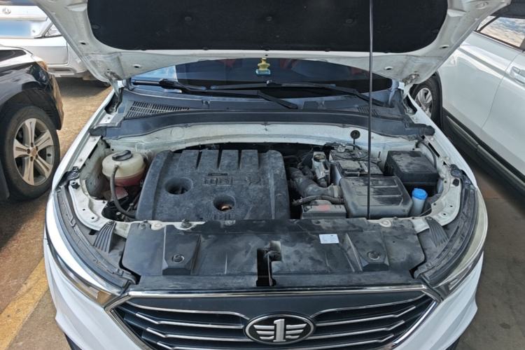 Used Bestune X40 2017 1.6L Automatic Prestige Edition Engine Bay