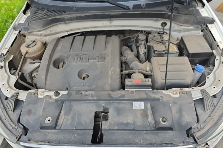 Used Bestune X40 2017 1.6L Manual Luxury Edition Engine Bay