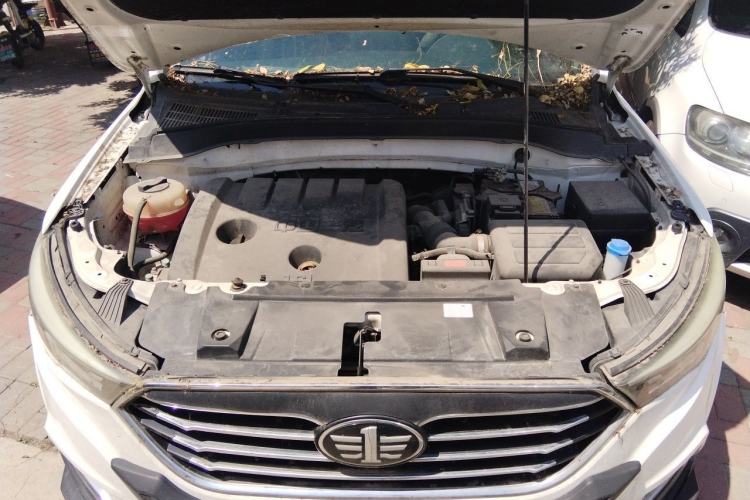 Used Bestune X40 2017 1.6L Manual Luxury Edition Engine Bay