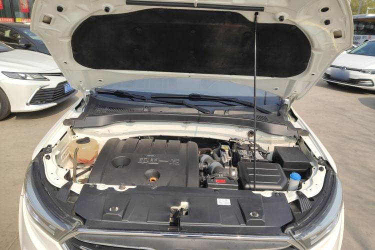 Used Bestune X40 2017 1.6L Manual Luxury Edition Engine Bay
