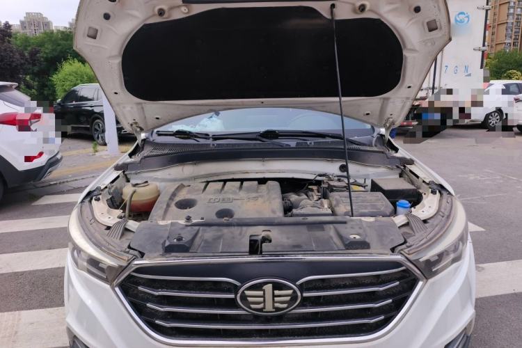 Used Bestune X40 2017 1.6L Manual Prestige Edition Engine Bay