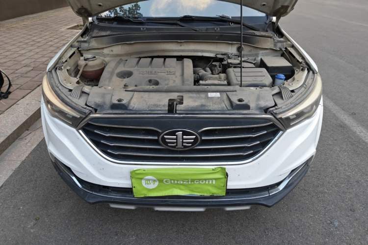 Used Bestune X40 2017 1.6L Automatic Luxury Model Engine Bay