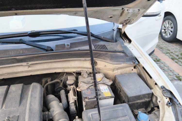Used Bestune X40 2017 1.6L Manual Luxury Edition Engine Bay Left