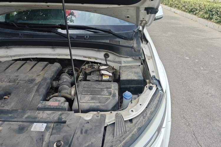 Used Bestune X40 2017 1.6L Automatic Connected Smart Cool Edition Engine Bay Left
